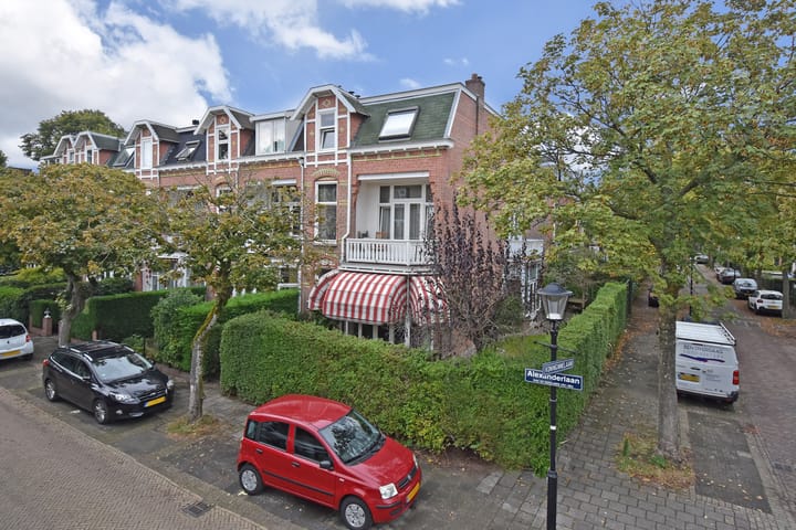 Photo 40 of Alexanderlaan 9