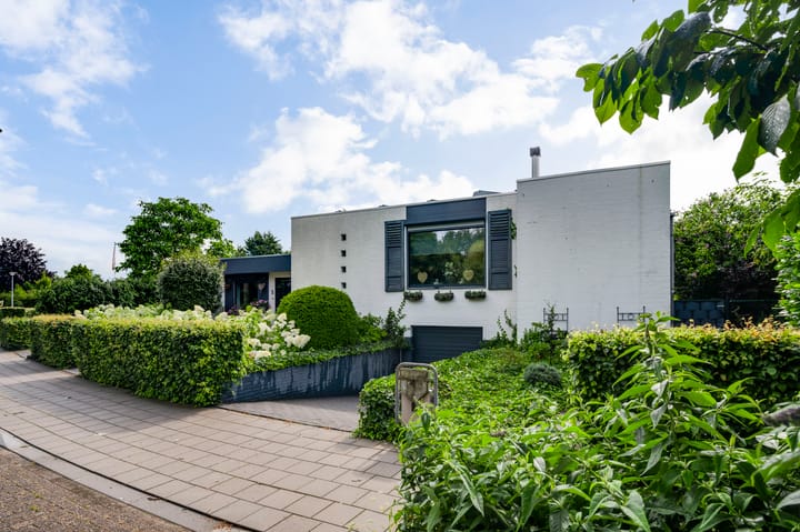 Foto 1 van Kasteel Kessenichstraat 5