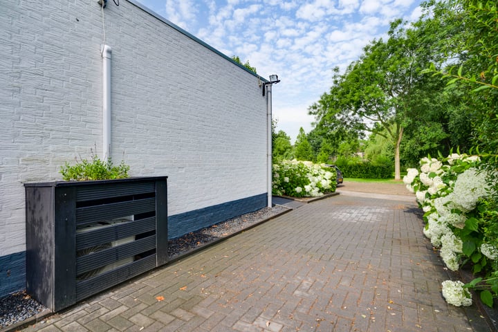 Bekijk foto 36 van Kasteel Kessenichstraat 5