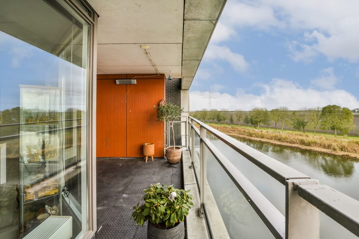 Foto 16 van Puerto Ricostraat 47