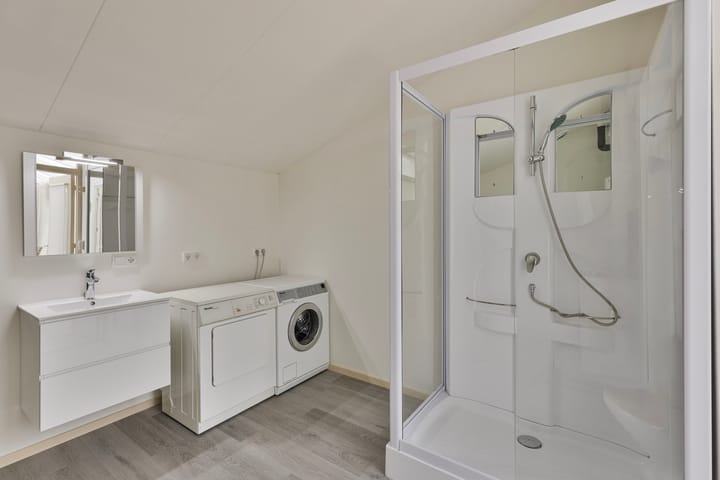 Foto 18 van Broekkant 7-A