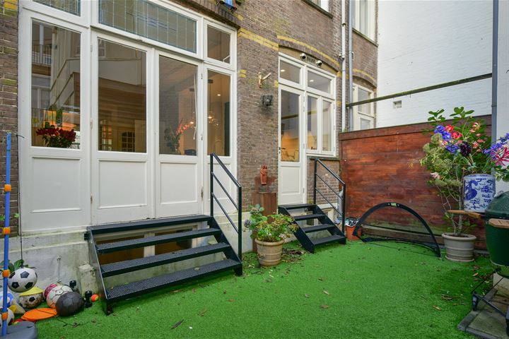 View photo 26 of Johannes Verhulststraat 222-H