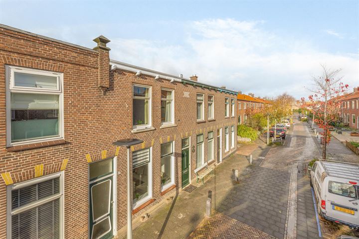 Bekijk foto 2 van van der Veldstraat 47