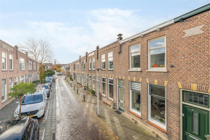 Bekijk foto 3 van van der Veldstraat 47