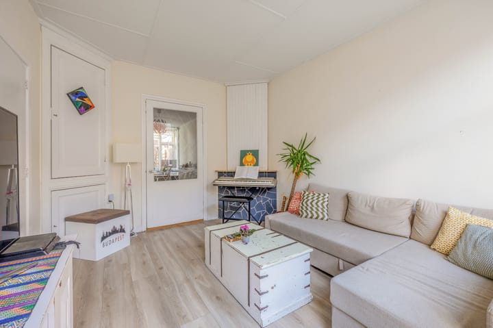 Foto 6 van van der Veldstraat 47