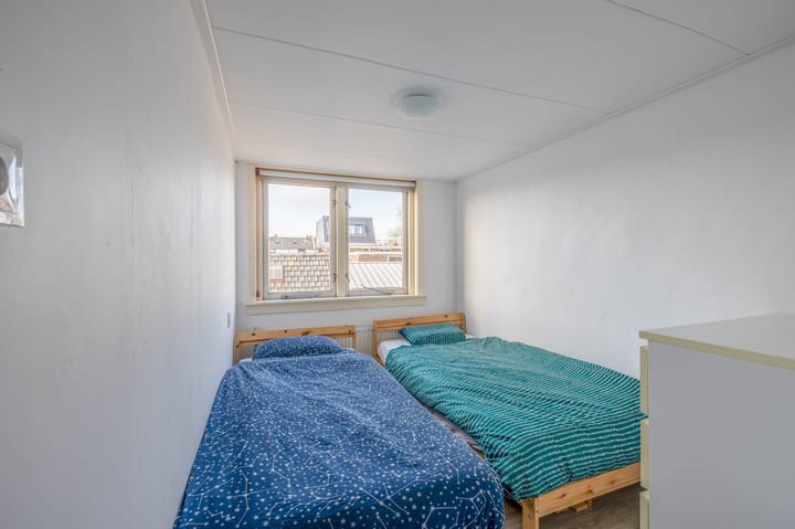 Foto 22 van van der Veldstraat 47