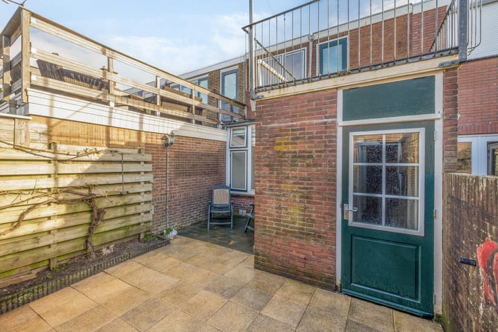 Foto 26 van van der Veldstraat 47