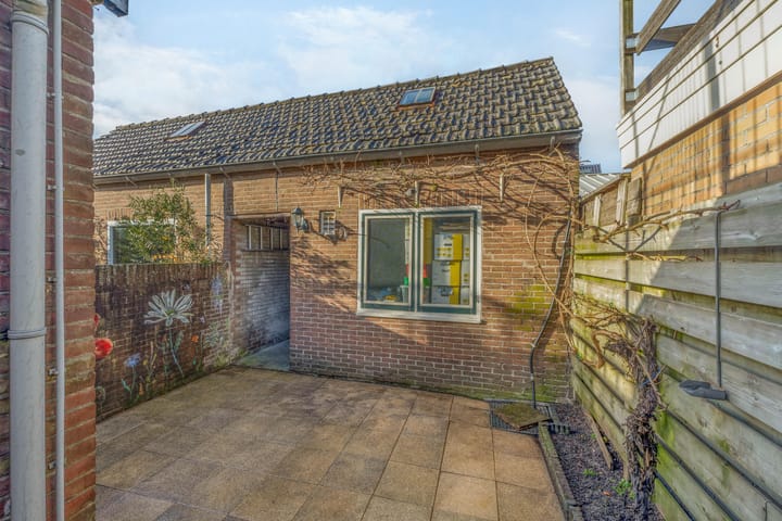 Foto 29 van van der Veldstraat 47