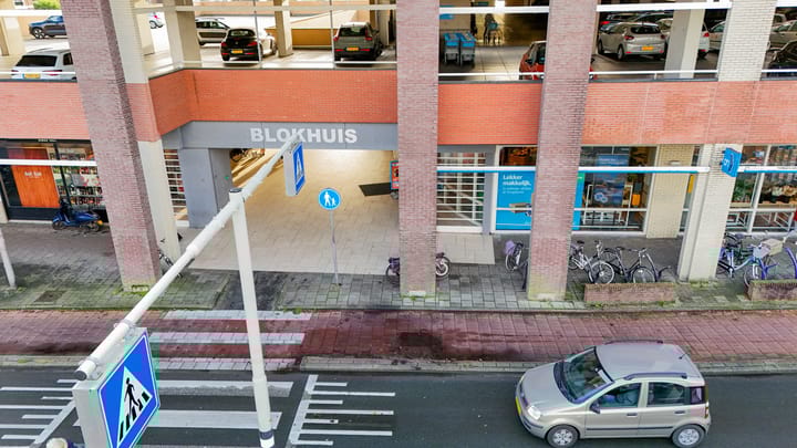 Foto 35 van van der Veldstraat 47