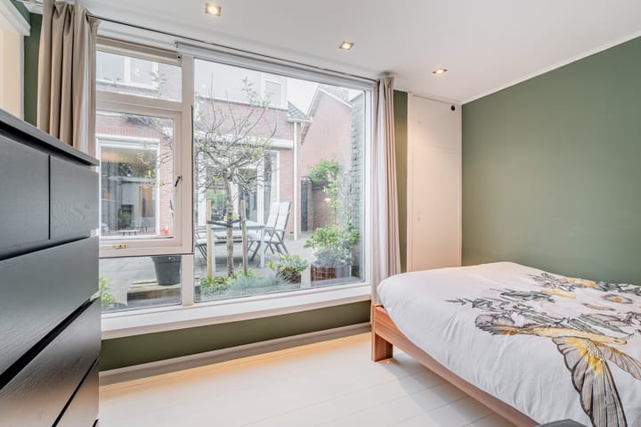 Photo 37 of Rozenburg 21