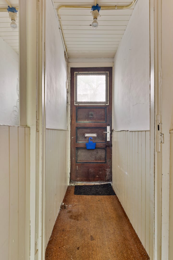 Photo 33 of Graaf Florisstraat 8-B