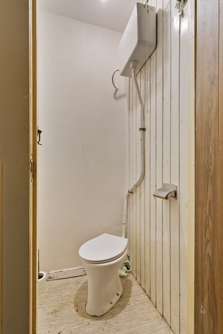 Photo 34 of Graaf Florisstraat 8-B