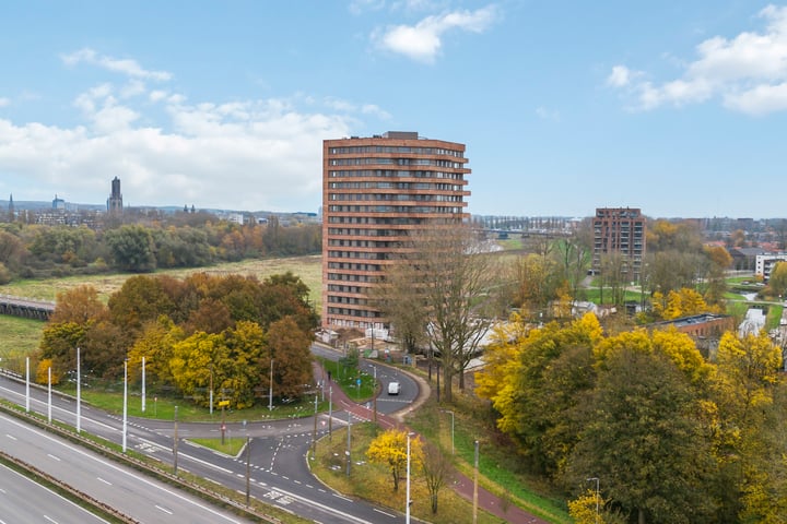 Bekijk foto 33 van Gelderse Rooslaan 273