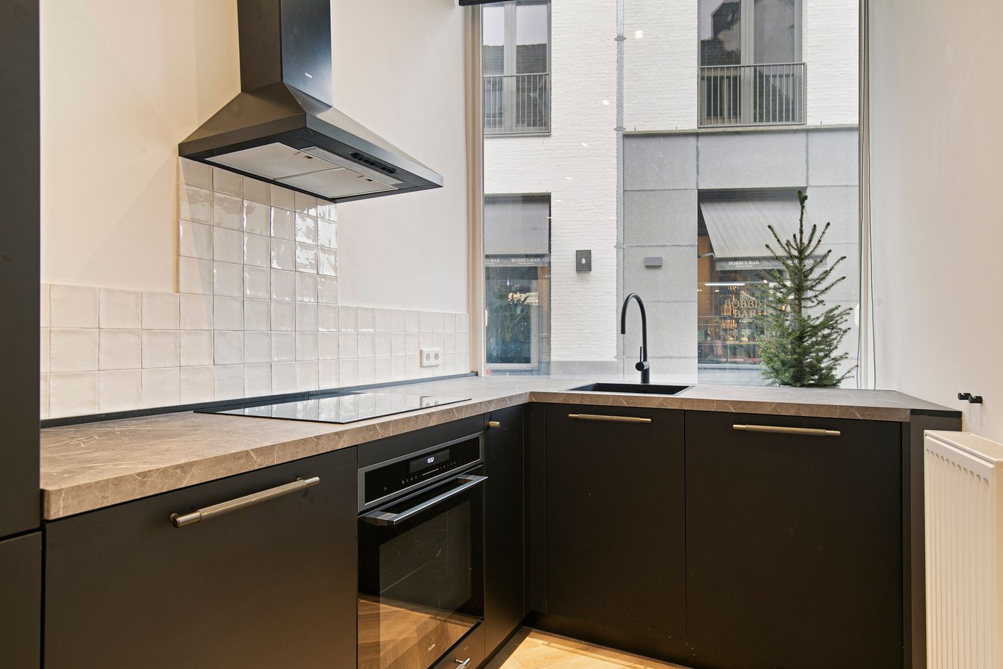 Photo 14 of Catharinastraat 38