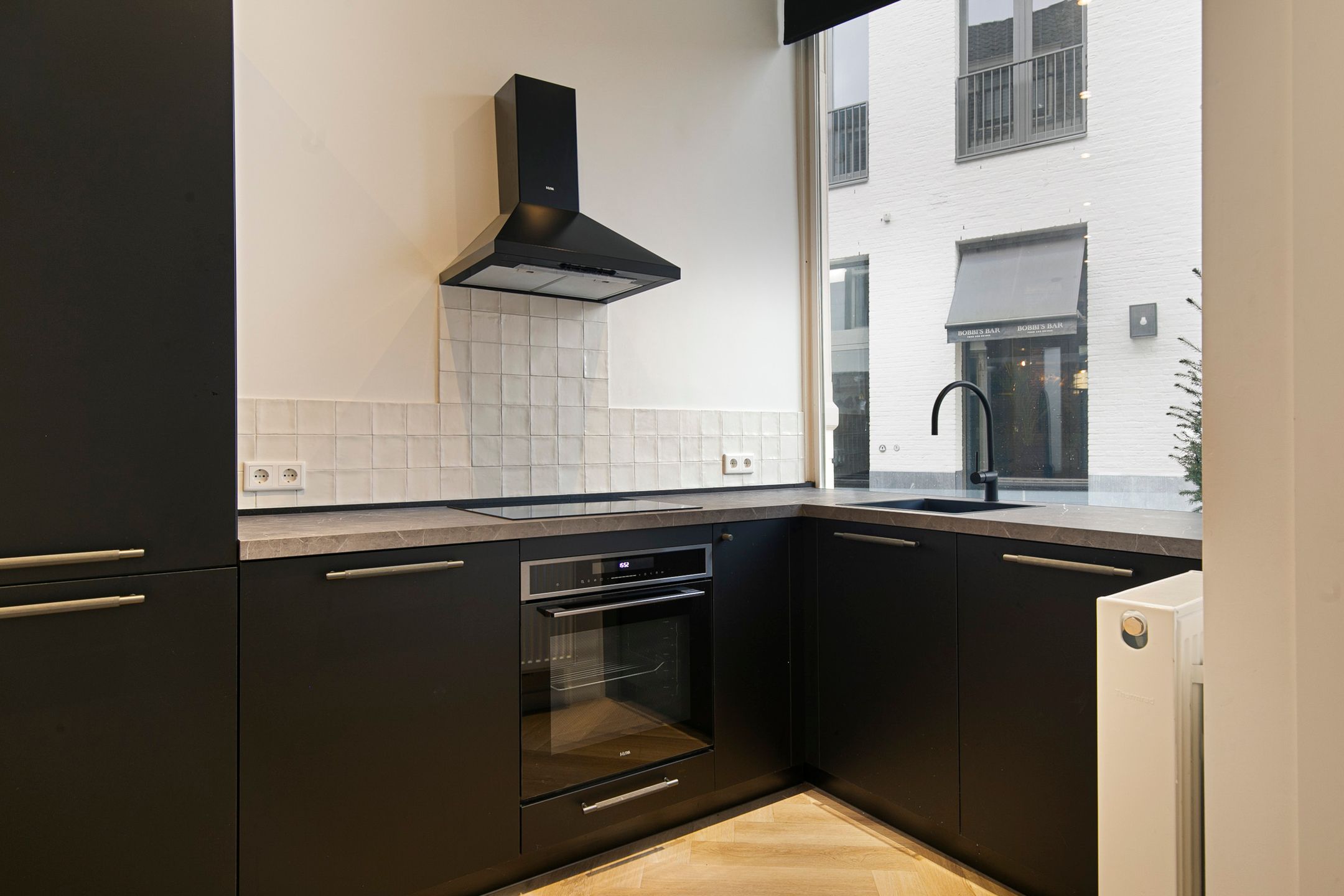 Photo 15 of Catharinastraat 38