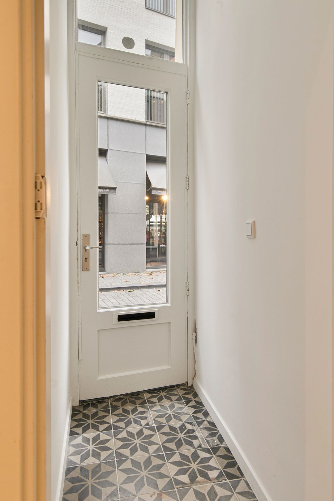 Photo 17 of Catharinastraat 38