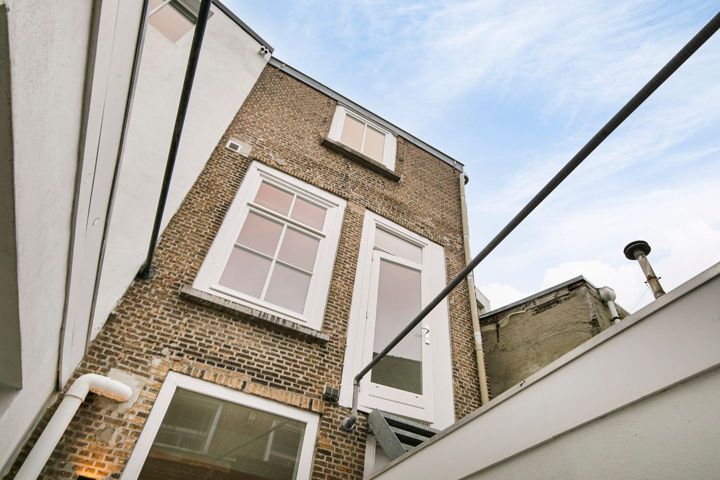 Photo 19 of Catharinastraat 38