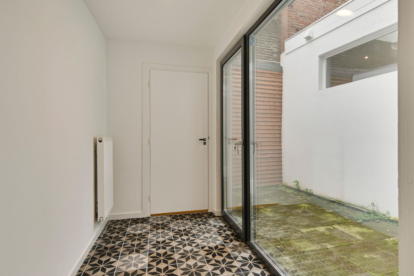 Photo 20 of Catharinastraat 38