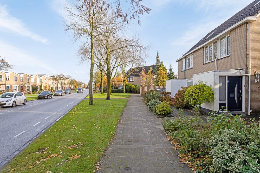 Photo 32 of De Meeren 86