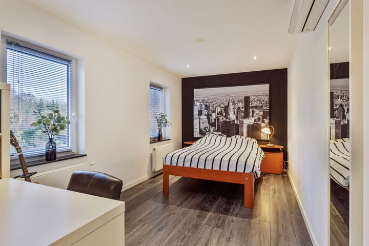 Foto 42 van Burgemeester Smeetsstr 17