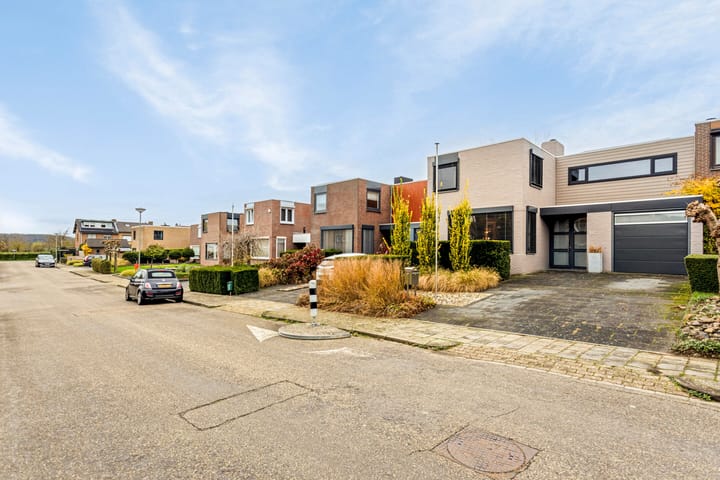 Foto 60 van Burgemeester Smeetsstr 17