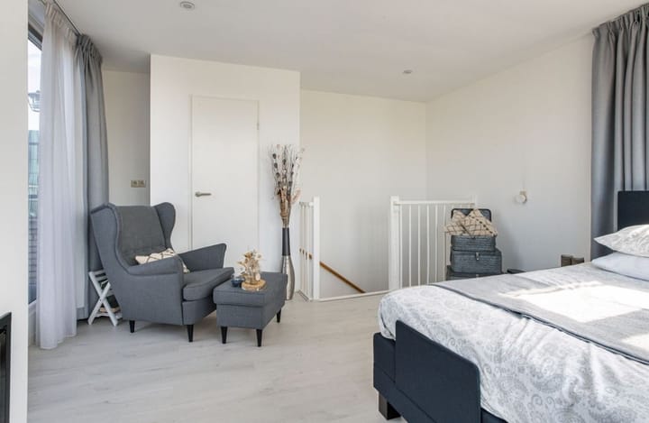 Tussenwoning te koop: Solingstraat 27, Rotterdam