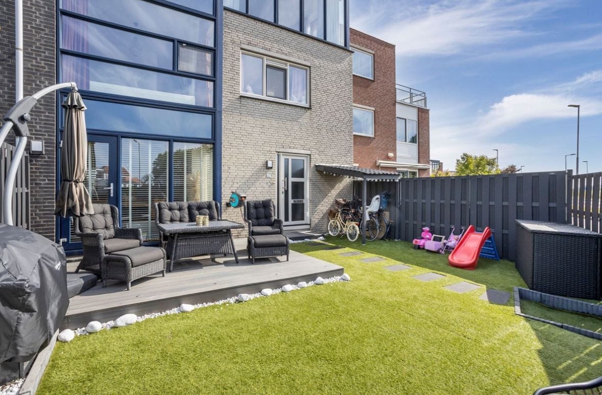 Photo 25 of Solingstraat 27