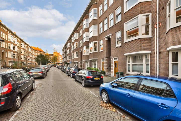 Bekijk foto 28 van Sassenheimstraat 63-2