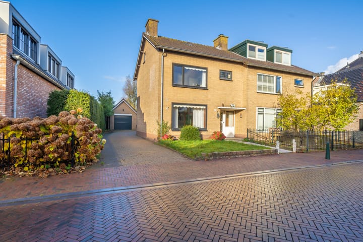 Photo 1 of Dorpsstraat 96-A