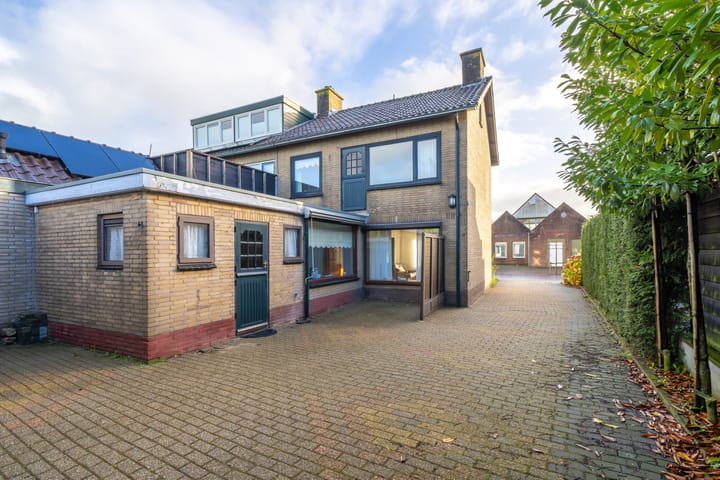 Photo 4 of Dorpsstraat 96-A