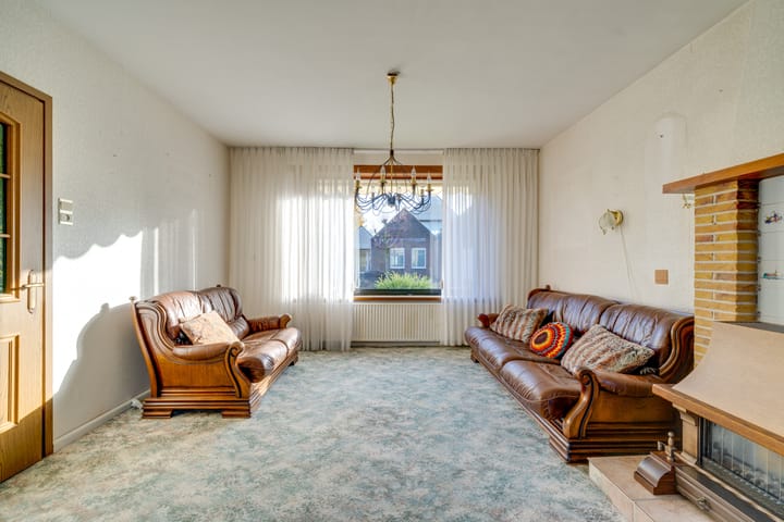 Photo 12 of Dorpsstraat 96-A