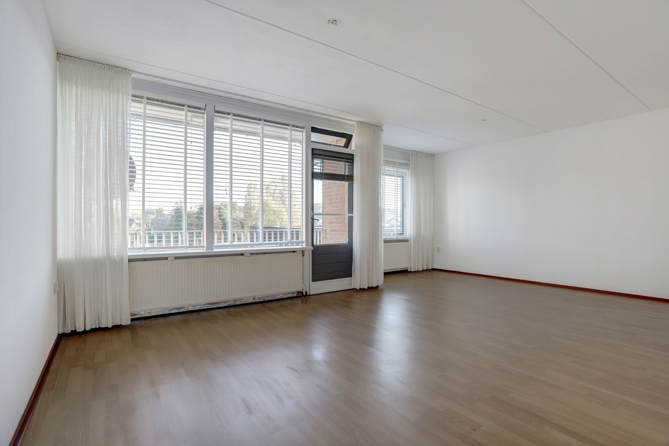 Foto 15 van Molenweg 111-J