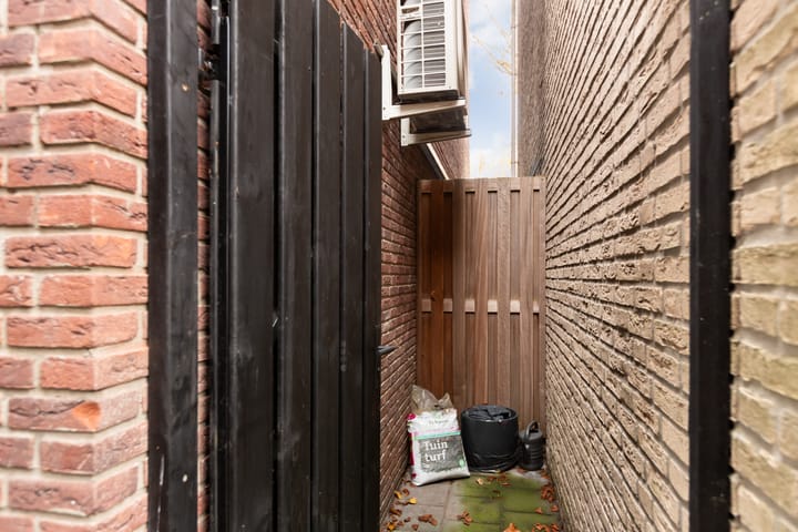 Photo 40 of Jan de Bakkerstraat 21-G