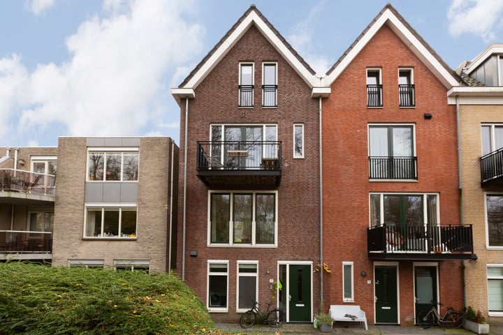 View photo 45 of Jan de Bakkerstraat 21-G