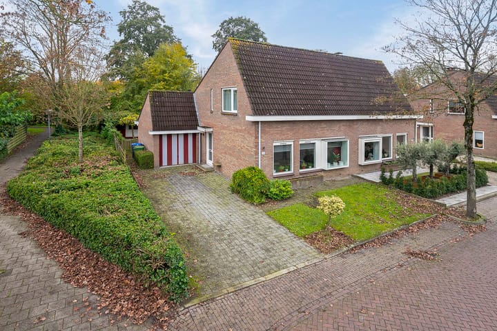 Foto 1 van Esdoornstraat 20