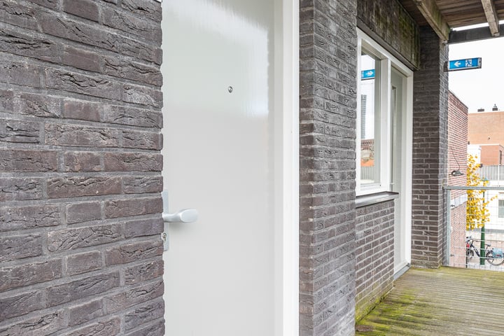 View photo 9 of Schootsestraat 73-11