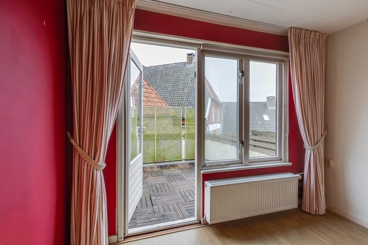 Foto 28 van Kerkstraat 1