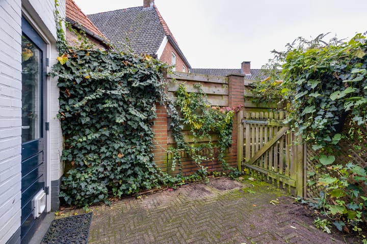 Foto 40 van Kerkstraat 1