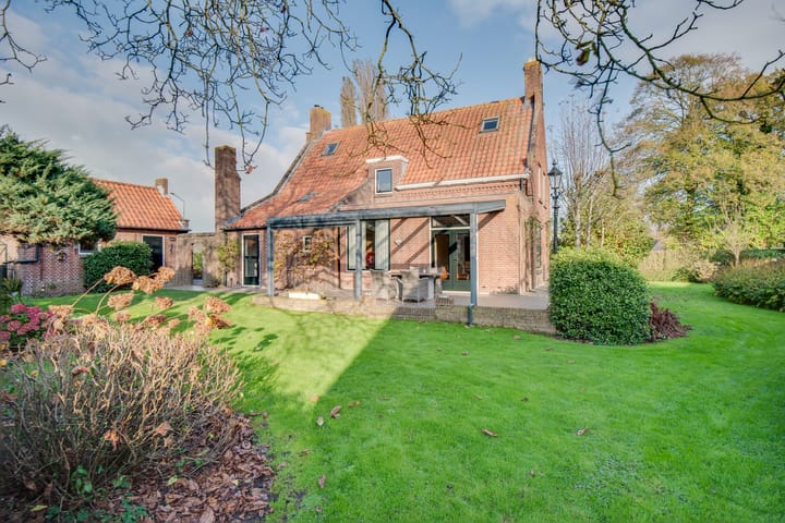 Foto 34 van Julianastraat 2