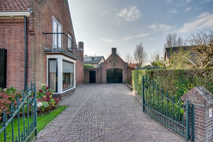 Foto 42 van Julianastraat 2