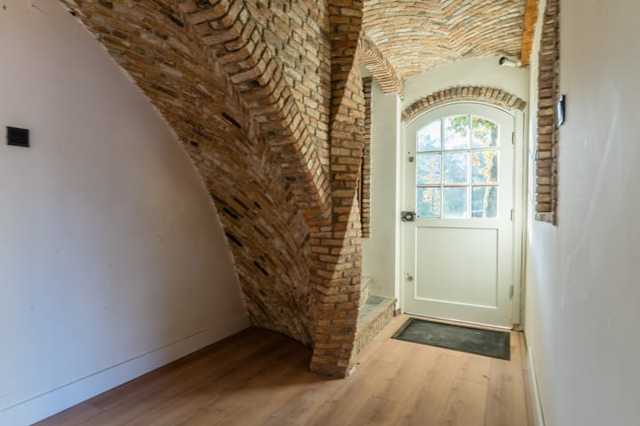 Foto 7 van Burgemeester van der Klokkenlaan 1