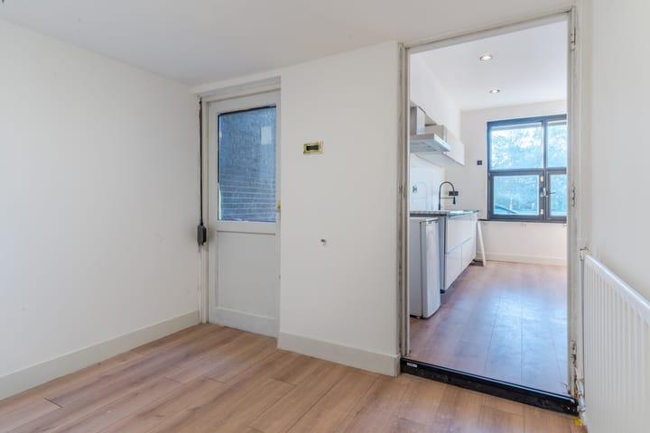 Foto 15 van Burgemeester van der Klokkenlaan 1