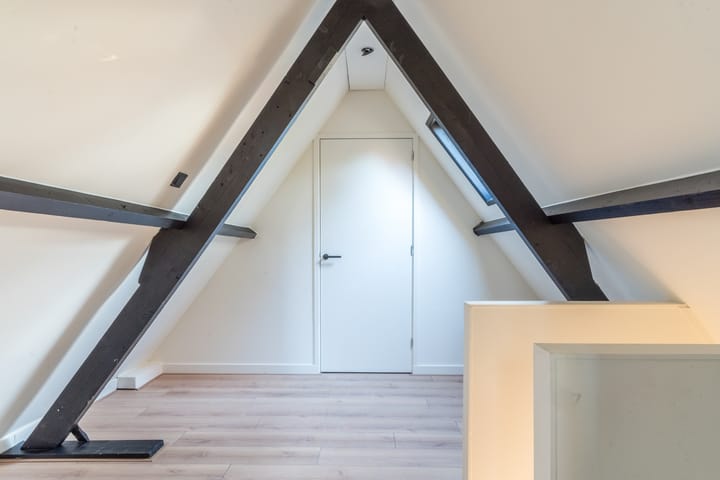 Foto 28 van Burgemeester van der Klokkenlaan 1