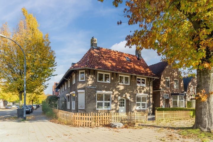 Foto 31 van Burgemeester van der Klokkenlaan 1