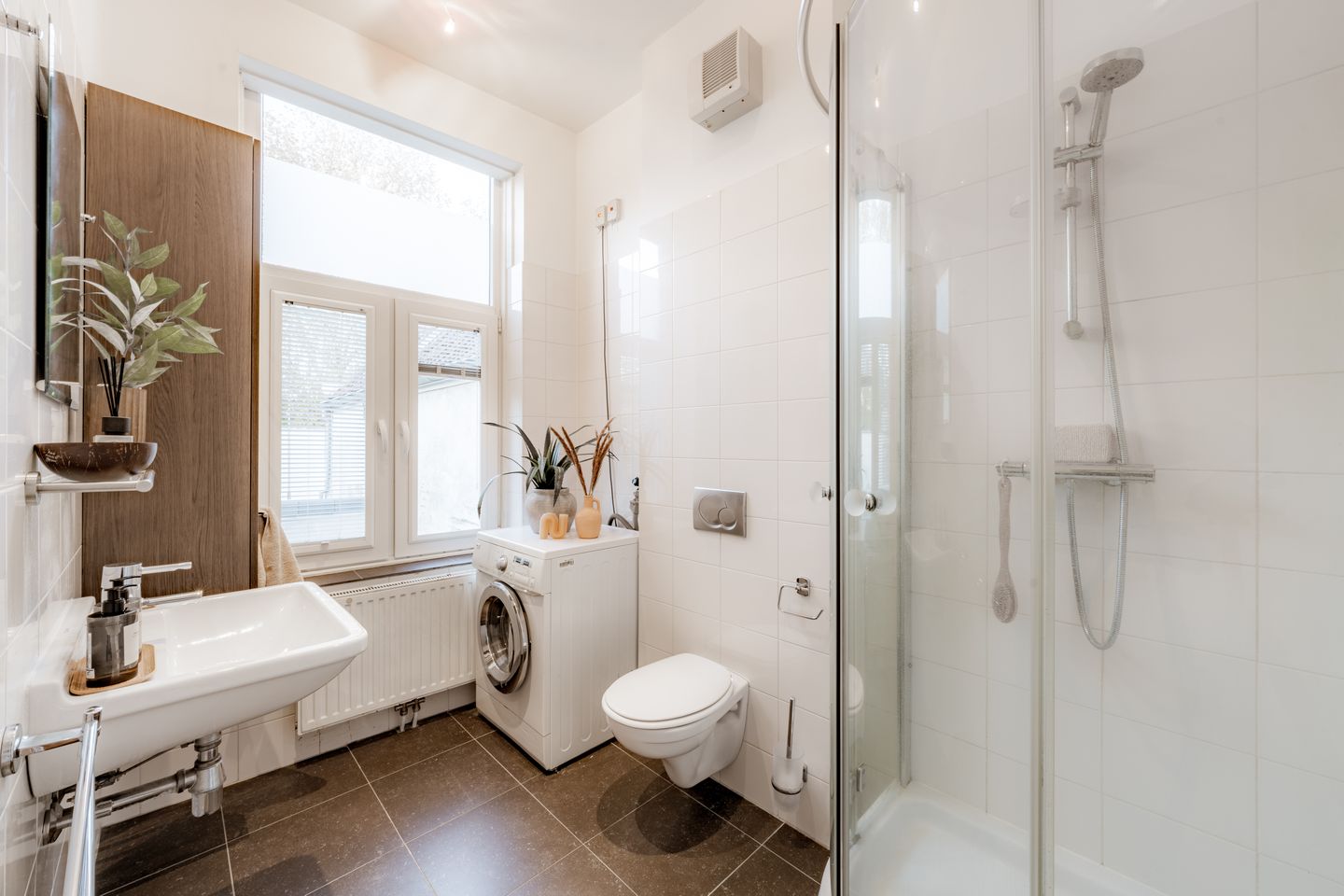 Foto 19 van Lange Lauwerstraat 34-A