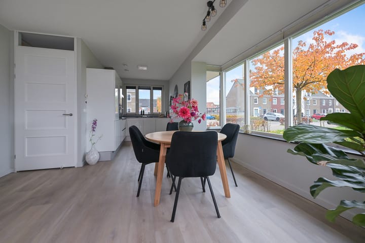 Foto 6 van Poortwachter 28