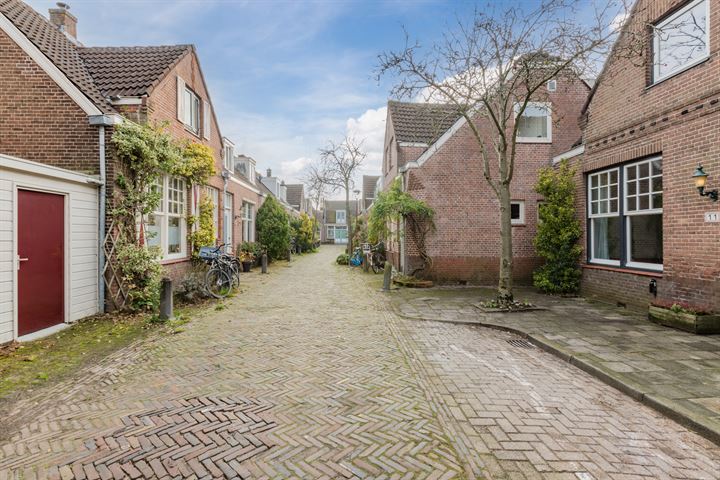 View photo 41 of Sint Josephstraat 11