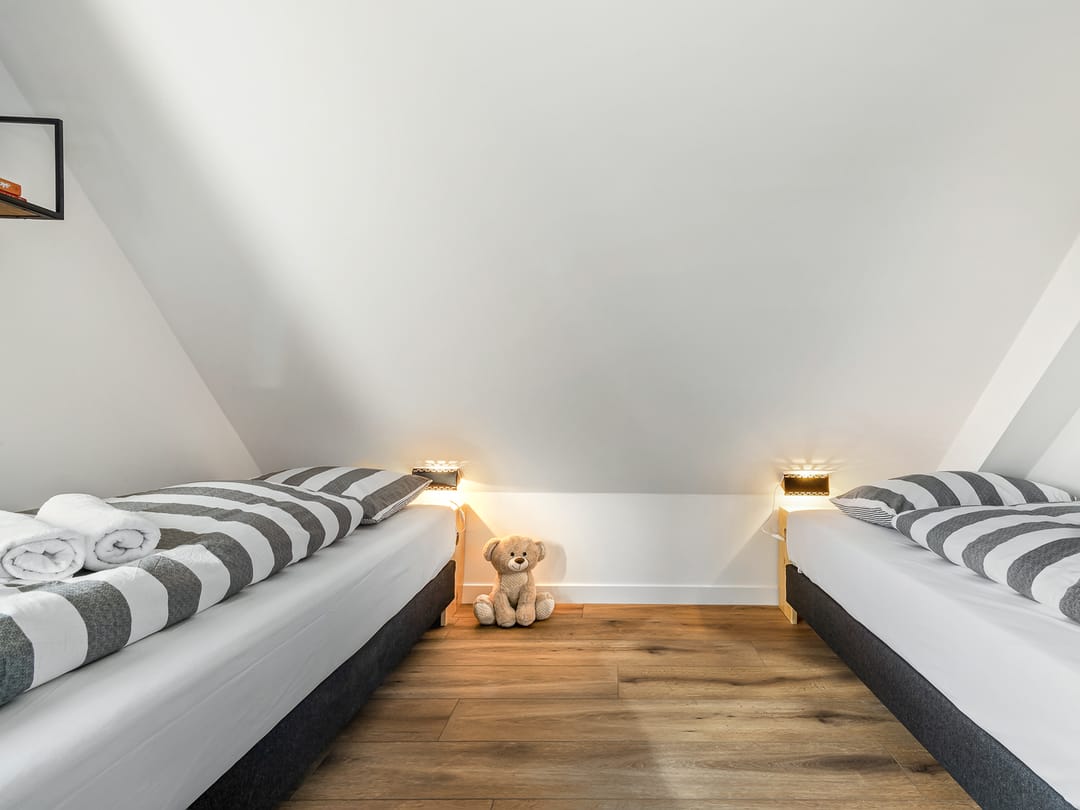 Photo 23 of Eijzengapaed 6-10