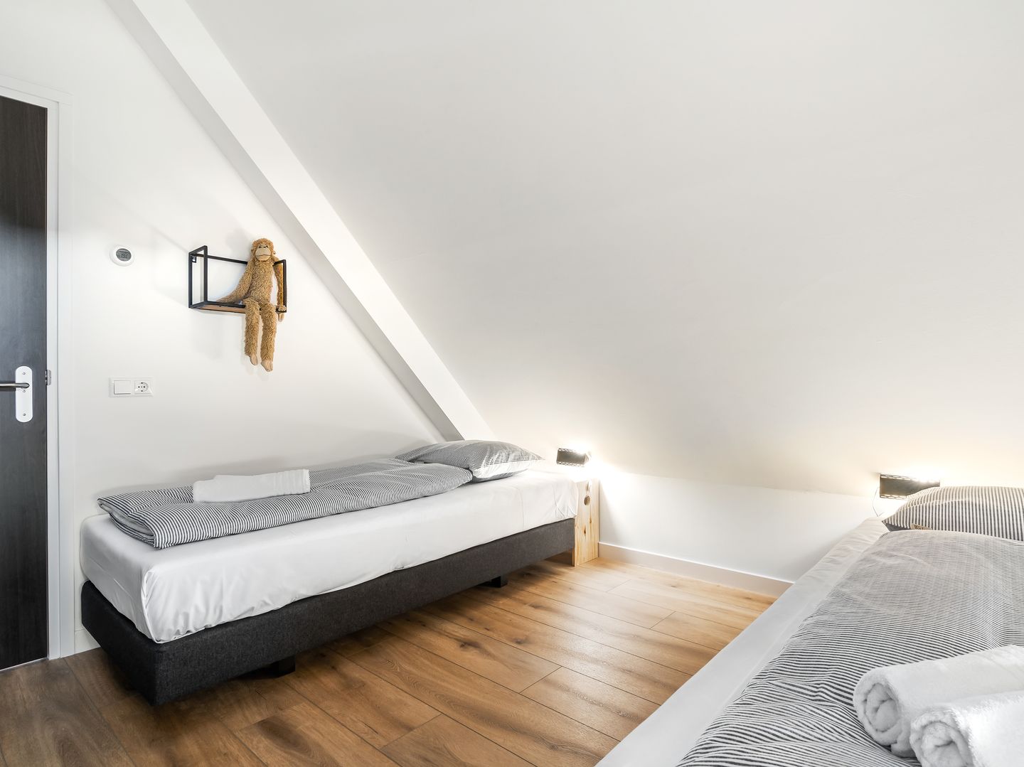 Photo 25 of Eijzengapaed 6-10