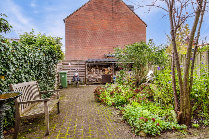 Foto 35 van Einsteinlaan 14